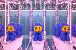 Как наследник Уорхола превратил общественный туалет в провокационную галерею