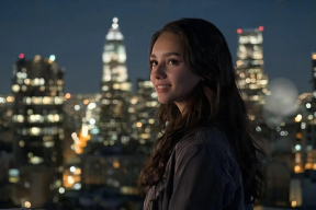 Кто эта красотка, на которую ополчился Голливуд?