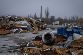 Война, 27 марта. Россияне разрушили фарфоровый завод. 80-90% оккупантов погибают еще до вступления в бой